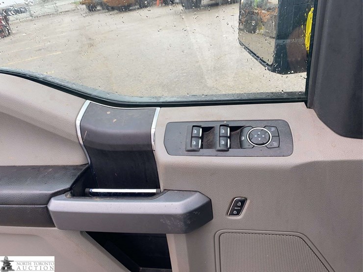 2018-ford-f150-image-24