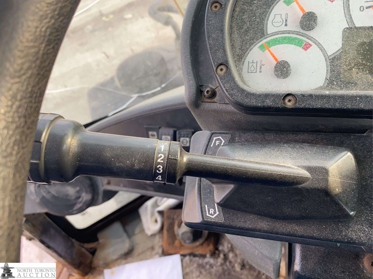 2010-caterpillar-924h-image-15