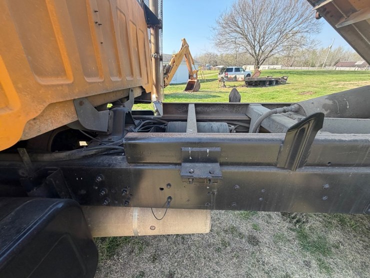 #31743-•-1996-gmc-c7h-single-axle-dump-truck-image-28