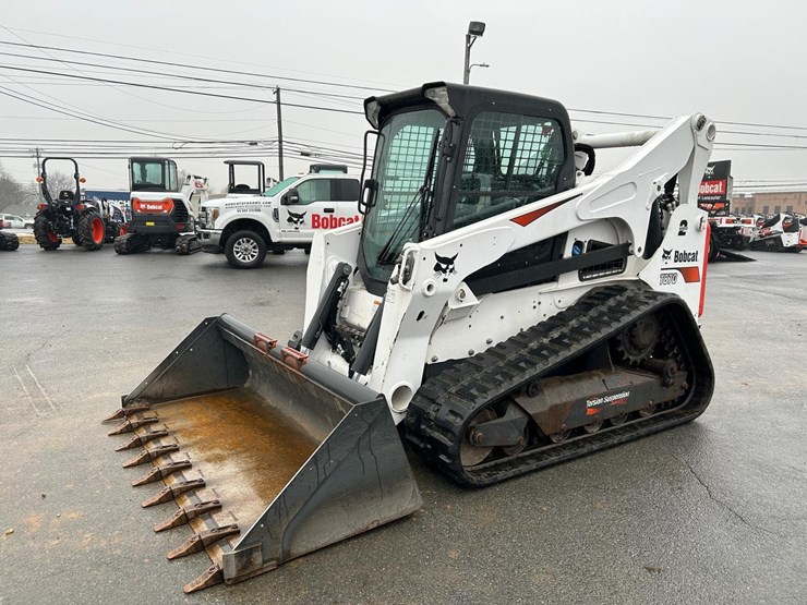 2022-bobcat-t870-image-1
