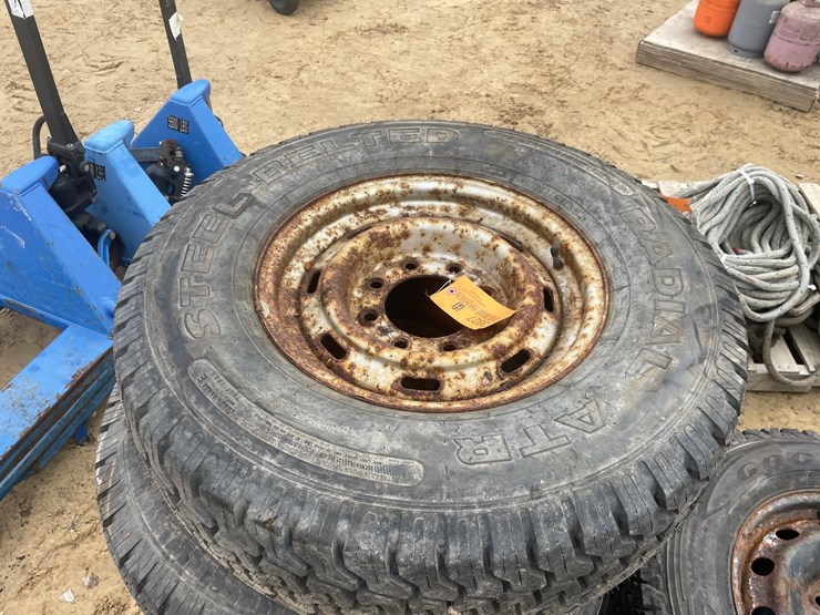 #3927-•-(6)-spare-rims-and-tires-image-7