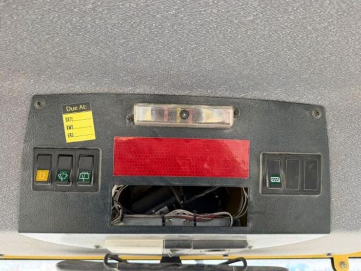 2011-bomag-bw211d-40-image-13