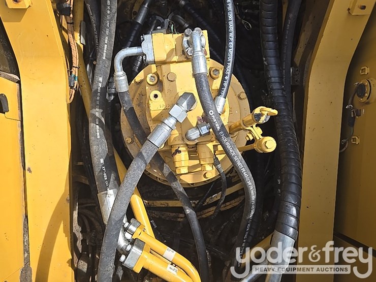 2017-caterpillar-336fl-image-83