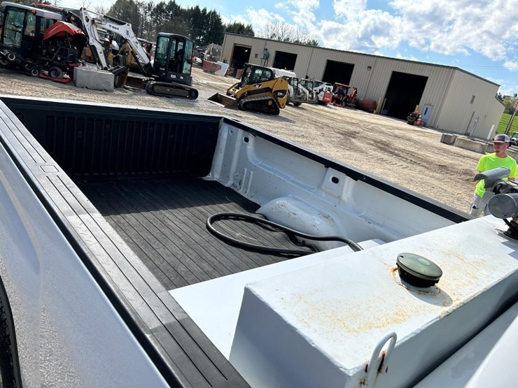 2015-gmc-sierra-1500-image-14