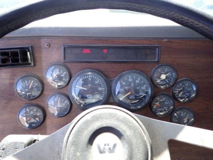 2000-western-star-5900-image-13