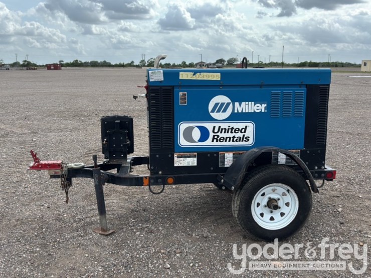 2021-miller-big-blue-400x-pro-image-2