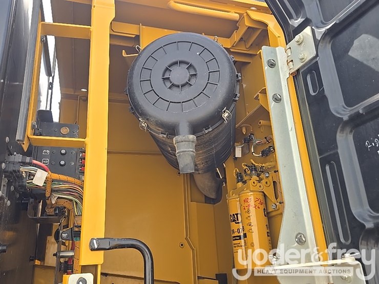 2017-caterpillar-336fl-image-38