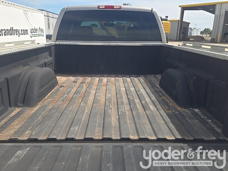 2002-chevrolet-silverado-2500hd-image-56