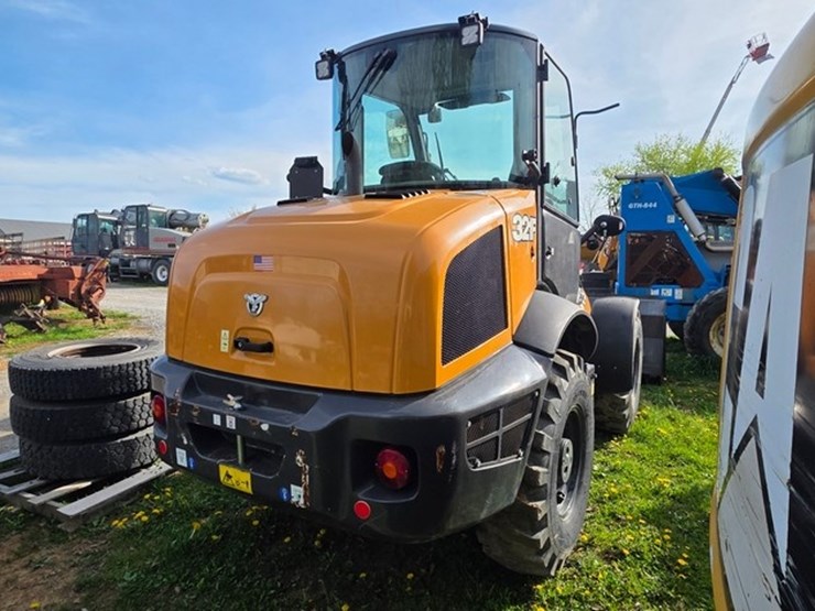 2023-case-321f-image-3