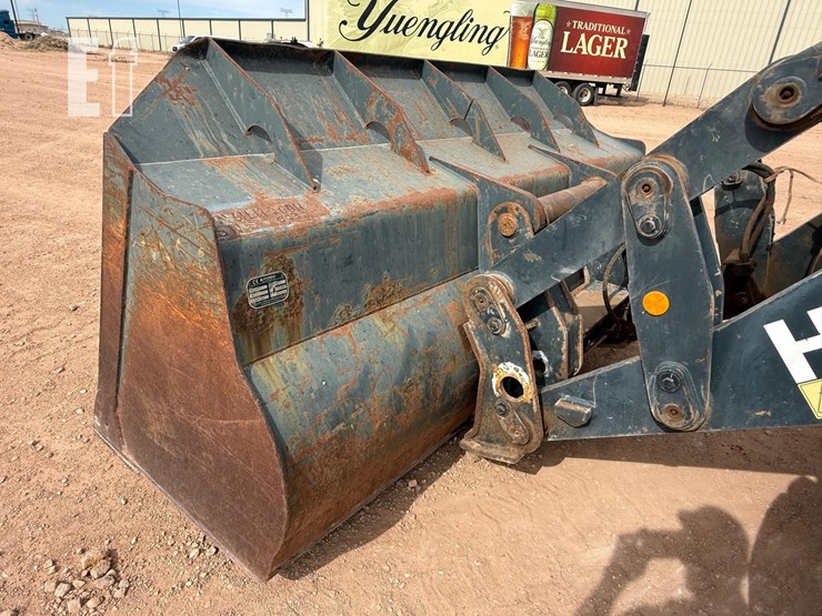 2014-hyundai-hl757tm-9a-image-12