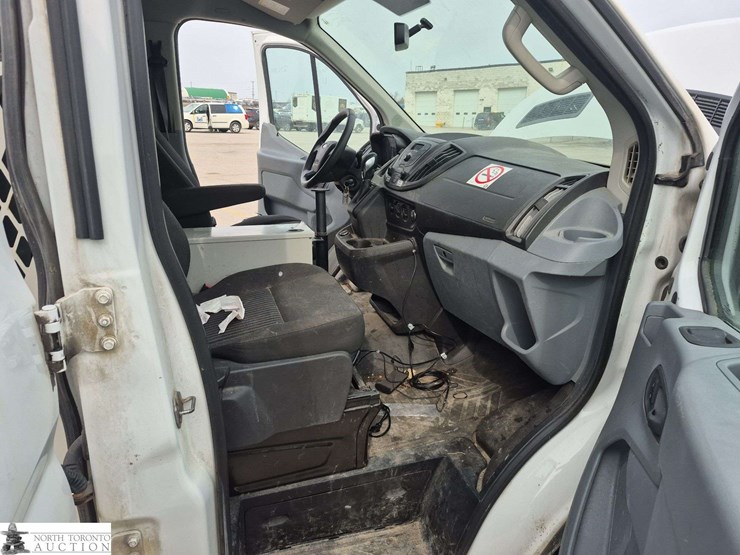 2018-ford-transit-image-30