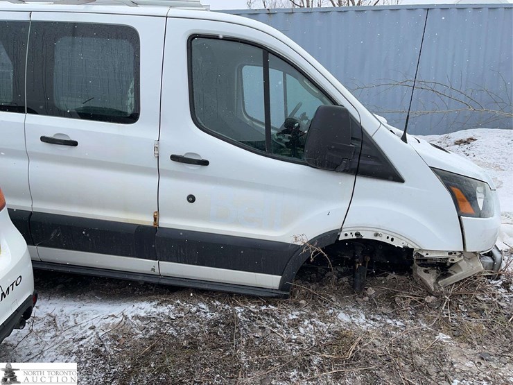 2016-ford-transit-image-4