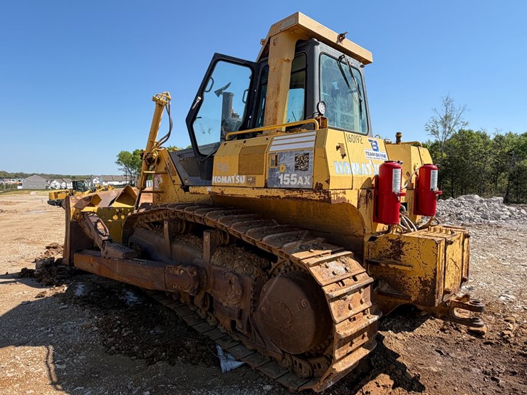 2003-komatsu-d155ax-5-image-7