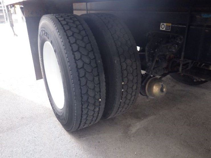 2023-kenworth-t280-image-4