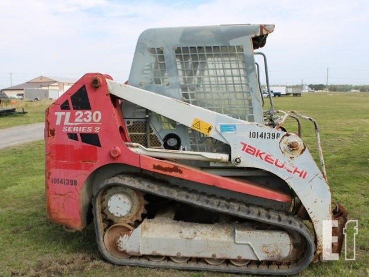 takeuchi-tl230-image-1