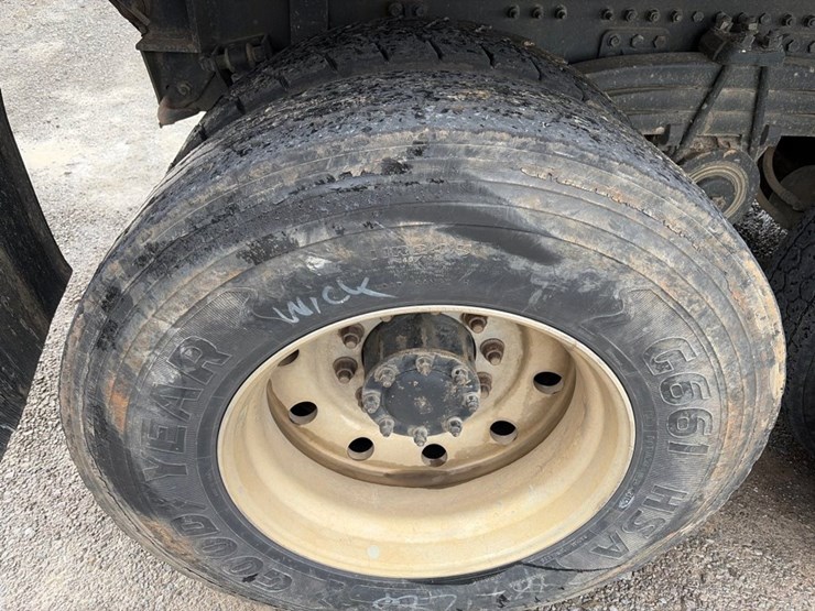 #31710-•-2019-mack-gr64f-m359-tri-axle-dump-truck-image-15