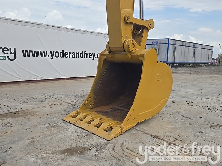 2017-caterpillar-336fl-image-27