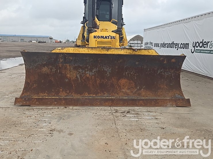 2014-komatsu-d61px-23-image-25