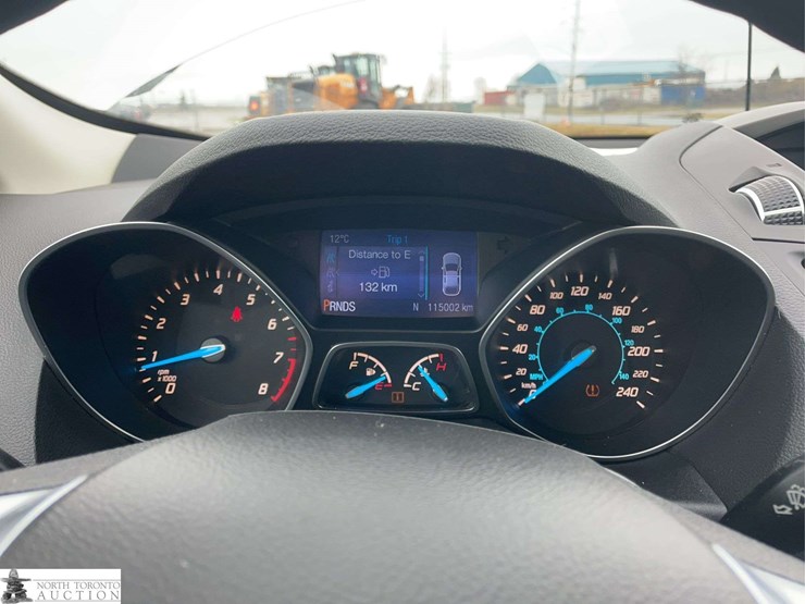 2014-ford-escape-image-12