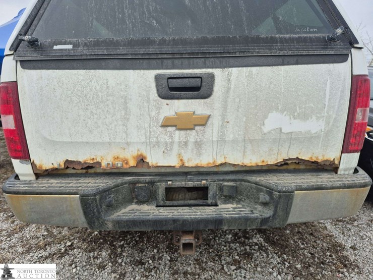 2013-chevrolet-silverado-1500-image-26