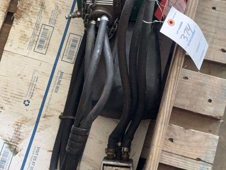 mini-125-air-chain-hoist-image-2