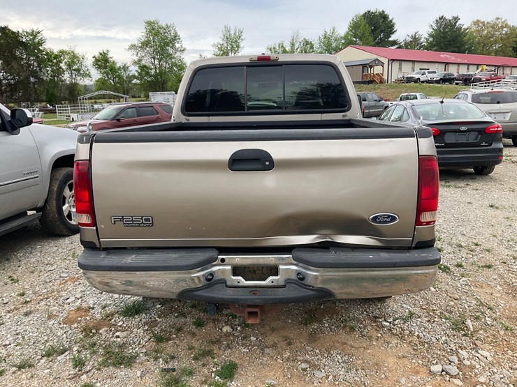 2003-ford-f250-image-5