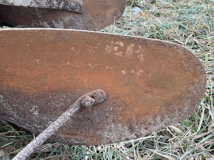 two-bottom-oliver-plow-image-10