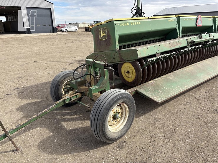 john-deere-9300-image-11