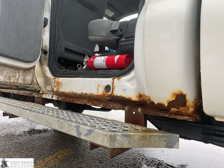 2016-ford-f350-image-33