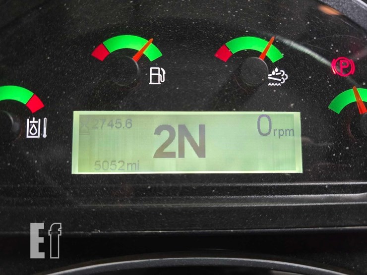 2022-caterpillar-920-image-18