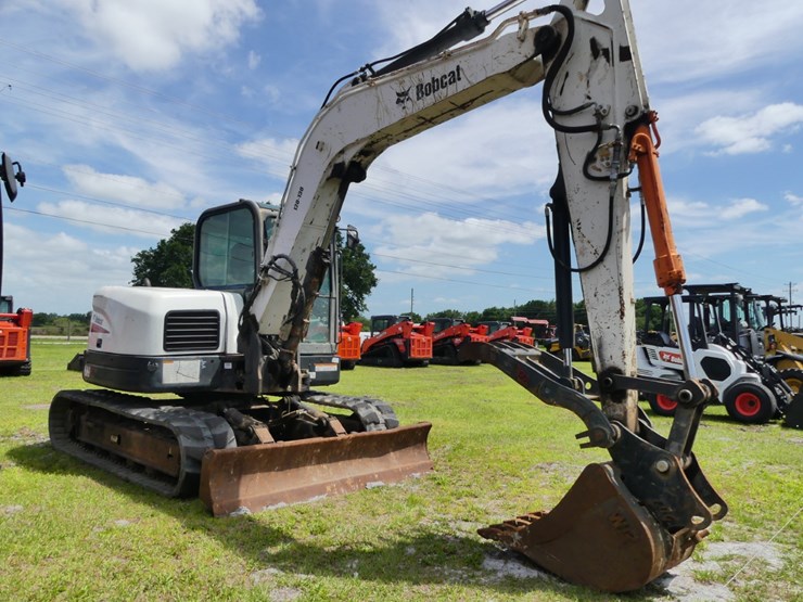 2011-bobcat-e80-image-2