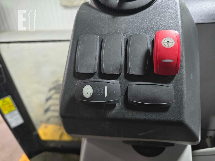 2009-caterpillar-430e-image-22