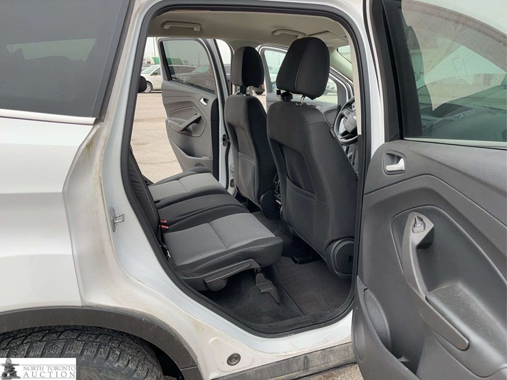 2017-ford-escape-image-17