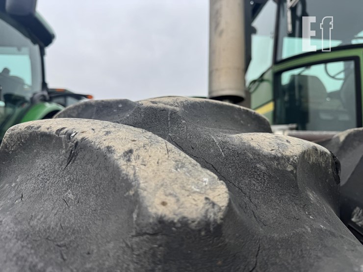 john-deere-8430-image-4