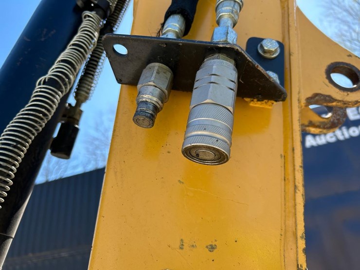 caterpillar-304e-cr-image-9