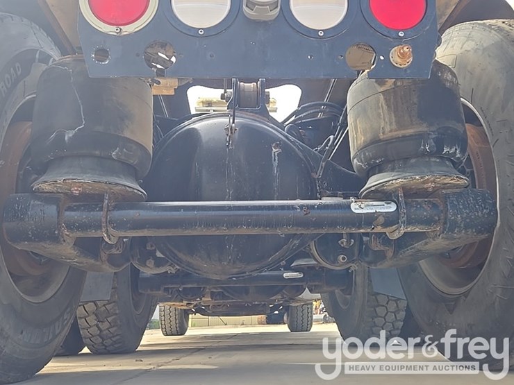 2014-kenworth-t800-image-69