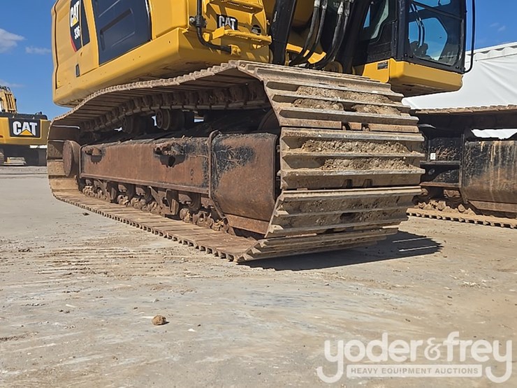 2019-caterpillar-336-image-18
