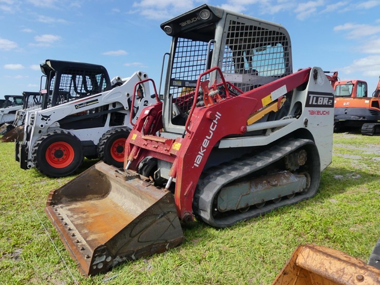 2020-takeuchi-tl8r2-image-1