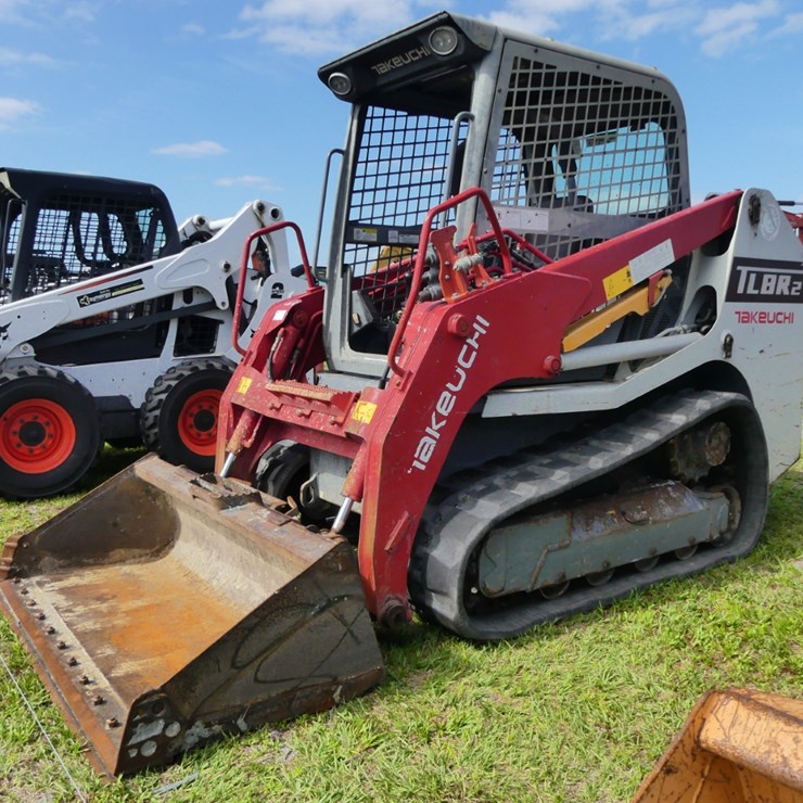 2020 TAKEUCHI TL8R2