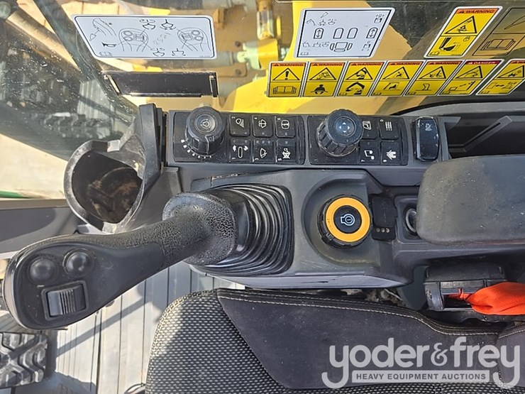 2019-caterpillar-336-image-93