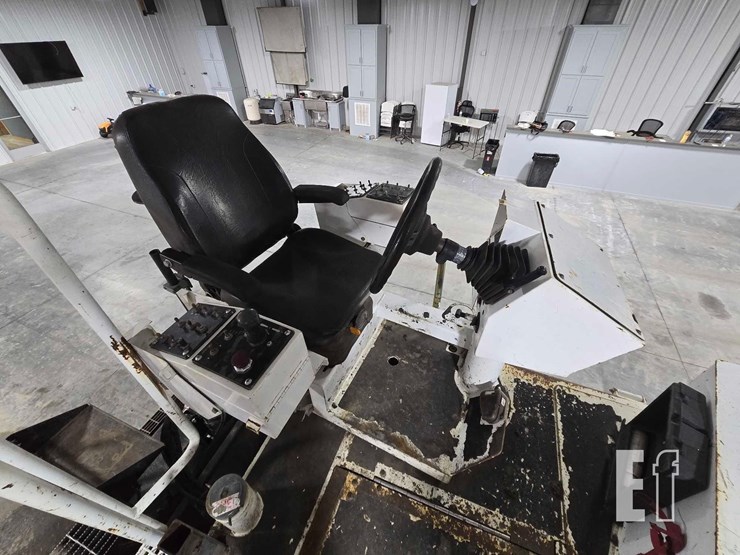 2017-roadtec-rp190e-image-14