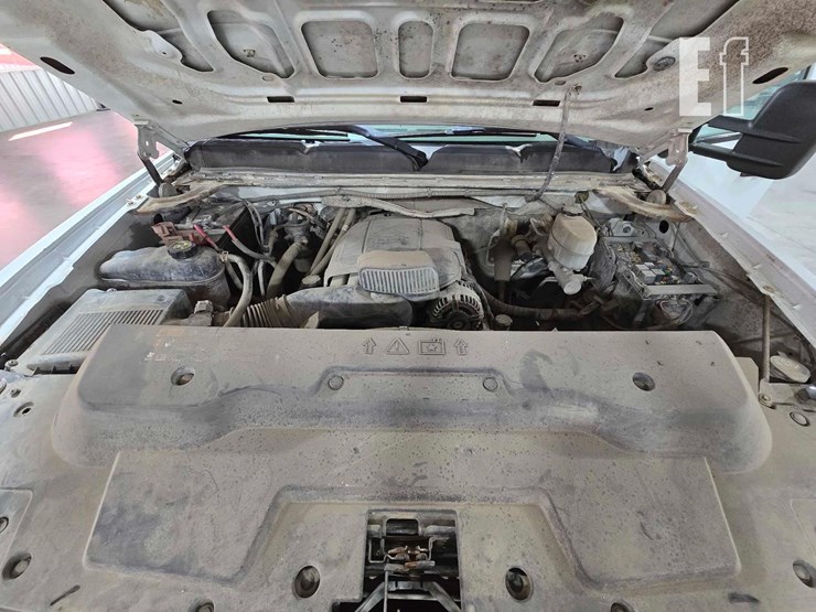 2014-chevrolet-2500hd-image-15