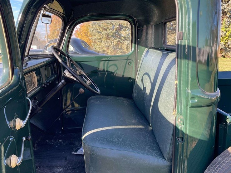 1946-ford-pickup-image-66