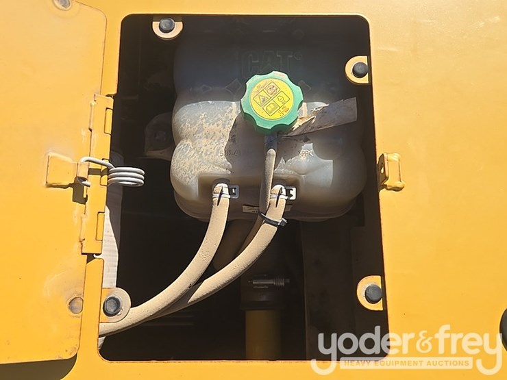 2019-caterpillar-336-image-66