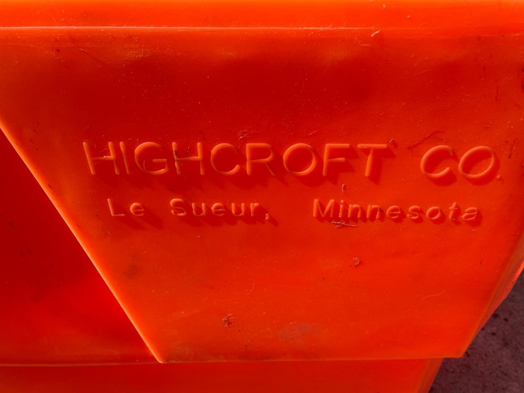 #3957-•-highcroft-feed-cart-image-5