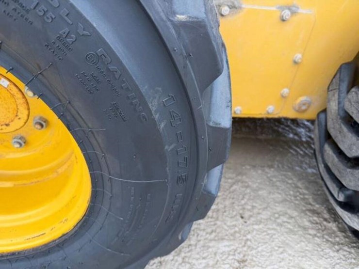 2007-john-deere-328-image-29