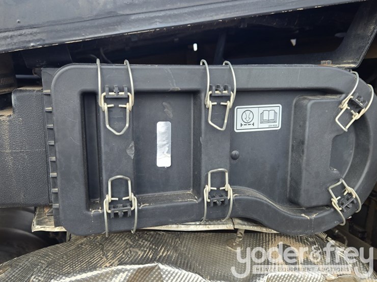 2019-caterpillar-d6-lgp-image-38