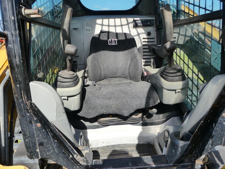 caterpillar-299c-image-11