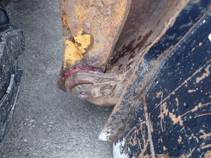 2009-caterpillar-232b-image-53