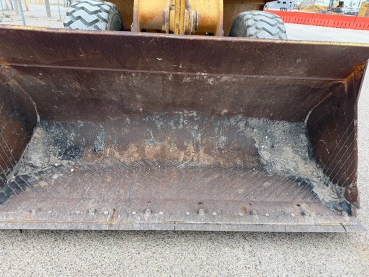 1998-caterpillar-938g-image-13